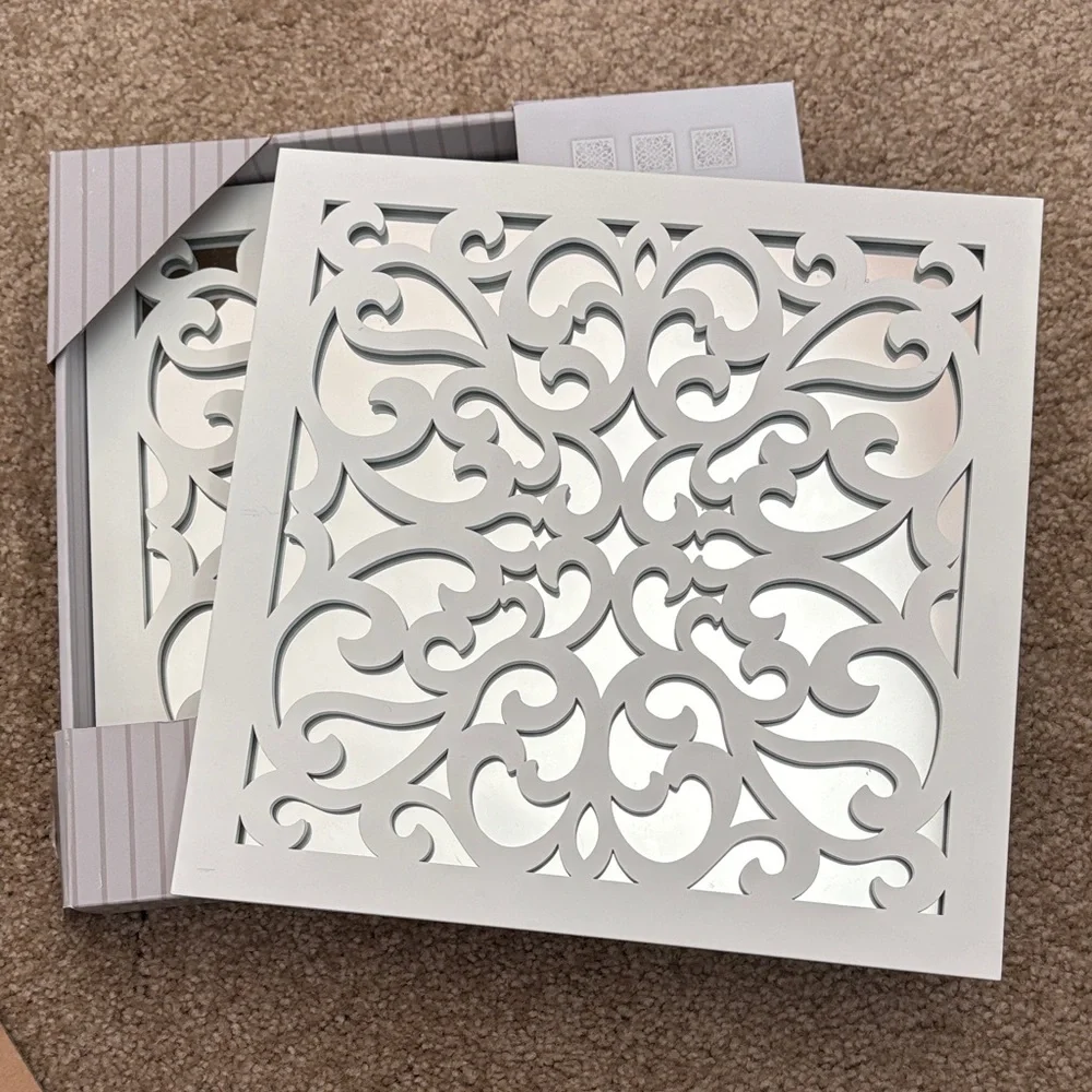 Belle Maison Elegant White Mirror Set